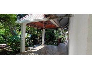 SE VENDE CABAÑA EN CERRO CAMPANA SECTOR ORIENTE