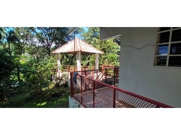 SE VENDE CABAÑA EN CERRO CAMPANA SECTOR ORIENTE