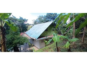 SE VENDE CABAÑA EN CERRO CAMPANA SECTOR ORIENTE