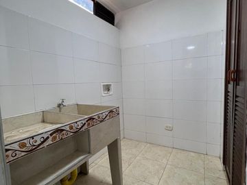 apartamento en arriendo en camino real. Cod A126819