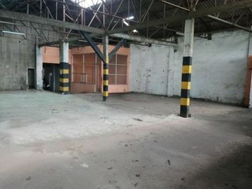 Gudang Strategis di Jalan Wibawa Mukti Jatiasih Bekasi