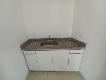 apartamento en venta en conjunto residencial portobello  piso 8. Cod V13422