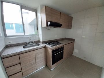 apartamento en venta en conjunto residencial portobello  piso 8. Cod V13422