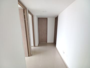 apartamento en venta en conjunto residencial portobello  piso 8. Cod V13422