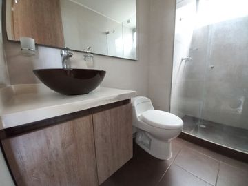 apartamento en venta en conjunto residencial portobello  piso 8. Cod V13422