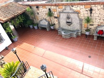 CASA EN VENTA CON USO DE SUELO COMERCIAL Y HABITACIONAL, MAGDALENA CONTRERAS