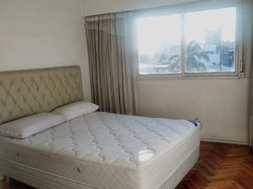 Vende Depto 4 Ambientes, Con Balcon Al Frente Y Cochera