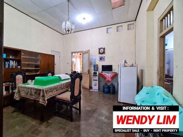 DIJUAL RUMAH ZONA KOMERSIAL CAMPURAN at Jl MENTENG / CIKINI, JAKPUS