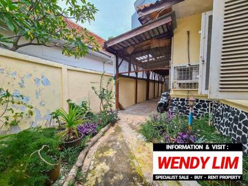 DIJUAL RUMAH ZONA KOMERSIAL CAMPURAN at Jl MENTENG / CIKINI, JAKPUS