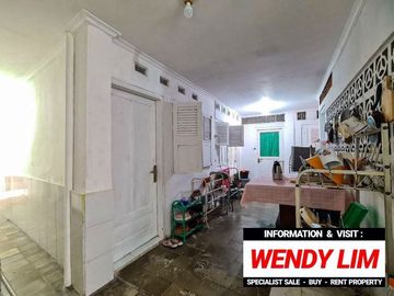 DIJUAL RUMAH ZONA KOMERSIAL CAMPURAN at Jl MENTENG / CIKINI, JAKPUS