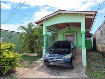 Venta de Acogedora Casa Amoblada  Barriada Cerca a La Autopista