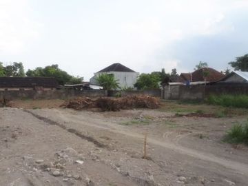 HUNIAN CLASIC, Paduan Rumah Joglo, dan Rumah Kecil di Utara Prambanan