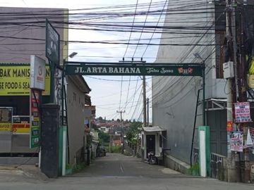 Promo Cash Rumah 2LT Exclusive dekat Borma Cihanjuang Cimahi Dibawah 700 Juta