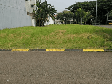 Kavling Hoek Strategis Luas 303m Di JGC Cakung Hadap Selatan
