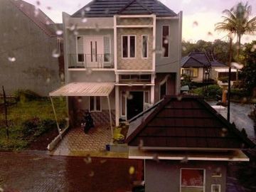 Rumah baru LUX readystock di kolonel masturi dekat cipageran