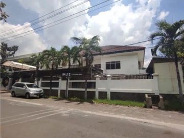Rumah Selangkah ke Raya Jemursari Murah Bisa Nego