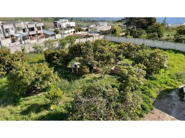 PROPIEDAD DE VENTA EN CANTON MIRA-
