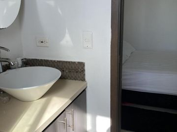 apartaestudio en venta en altos de riomar. Cod V100957