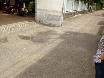 Rumah murah tanah luas dikalibata jaksel