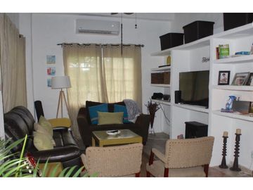 Se Vende acogedora residencia en Punta Barco