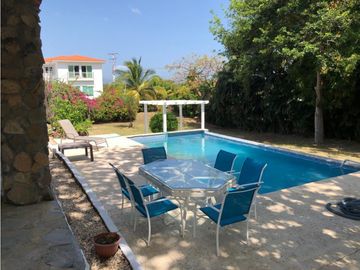 Se Vende acogedora residencia en Punta Barco