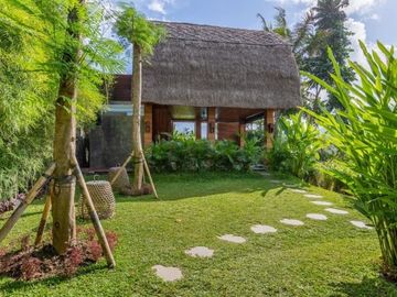 Vila Indah di Lembah Sidemen dengan 2 kamar tidur berperabotan lengkap