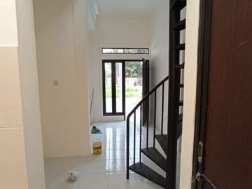 Rumah 2 lantai bogor dengan Type 50/132 dekat stasiun Cilebut