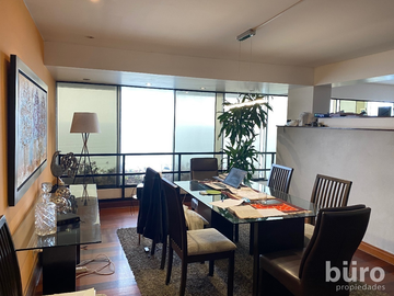 ACOGEDOR DEPARTAMENTO EN VENTA EN MIRAFLORES CON VISTA AL MAR