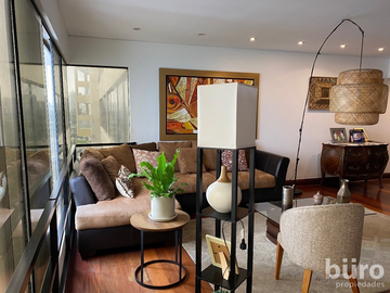 ACOGEDOR DEPARTAMENTO EN VENTA EN MIRAFLORES CON VISTA AL MAR