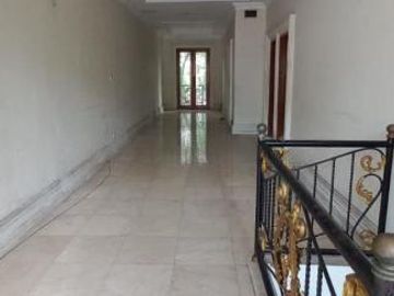 Disewakan Cocok untuk Kost Rumah Tinggal di Kebayoran Baru Jaksel
