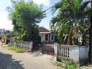 Rumah Murah Klasik Tanah Luas dalam Perum Nogotirto Jl. Godean Km. 4