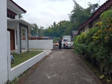 Dijual Rumah Dekat PPPG Kesenian Klidon, Besi Jangkang