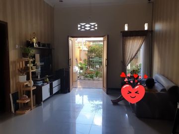 Rumah 2 Lantai Bagus Banget Dijual Murah, Fatmawati Pedurungan