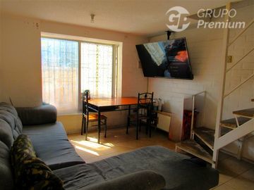 Casa 3 dormitorios en sector residencial de Quilicura
