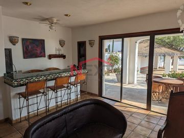 RESIDENCIA EN VENTA EN PLAYA LAS BOCAS. HUATABAMPO, SONORA.