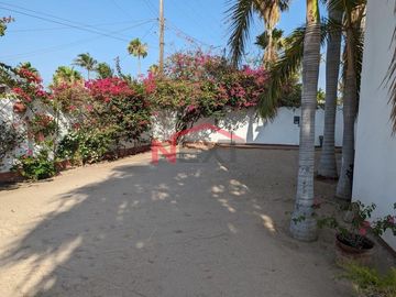 RESIDENCIA EN VENTA EN PLAYA LAS BOCAS. HUATABAMPO, SONORA.