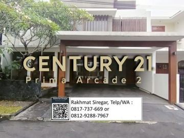 Rumah Ada Swimming Pool Lokasi Strategis di Maleo Bintaro 6569