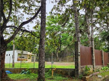 VENTA DE CASA EN ALTOS DE CERRO AZUL