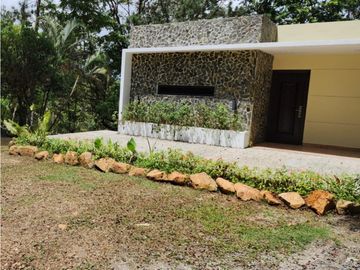 VENTA DE CASA EN ALTOS DE CERRO AZUL