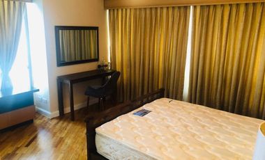 Rush Condominium 2 Bedrooms for Sale: 2BR Flat Condo for Sale in Joya South Tower Rockwell Center Makati