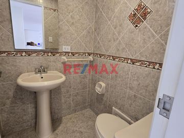 Venta De Departamento Dúplex 199.75 M2. Urb. Santa Cruz Miraflores