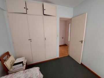 RETASADO Departamento 2 dormitorios c/balcon y terraza propia Opcional cochera