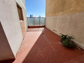 RETASADO Departamento 2 dormitorios c/balcon y terraza propia Opcional cochera