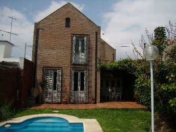 Chalet en venta en Bernal Centro