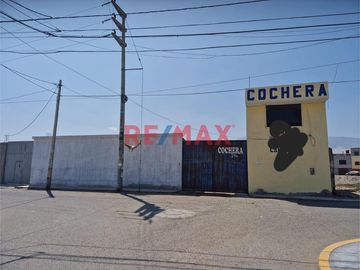🚨VENTA DE TERRENO EN DELICIAS DE 990 M2 A PRECIO DE OCASIÓN!

📍UBICACIÓN: PREDIO LA CRUZ U.C. 04377 SUB LOTE - 3 A VALLE MOCHE, DISTRITO DE MOCHE, T