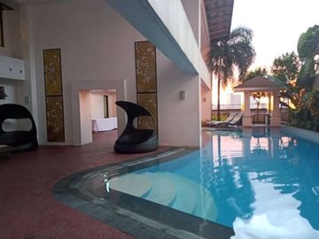 For Rent to own condo in condominium unit in makati ayala avenue