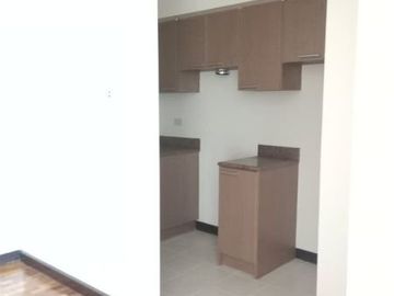 For Rent to own condo in condominium unit in makati ayala avenue