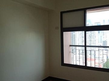 For Rent to own condo in condominium unit in makati ayala avenue