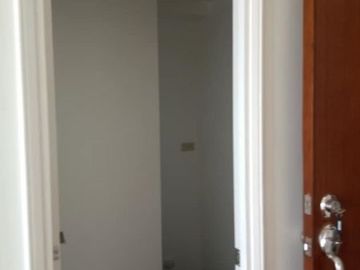 For Rent to own condo in condominium unit in makati ayala avenue