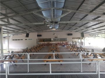 VENDO CABAÑA, RESTAURANTE Y TERRENO DE 5000M2 INTERAMERICANA
